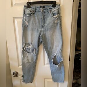 Abercrombie Women’s Simone High Rise Slim Jeans Light Wash Distressed 30/10R
